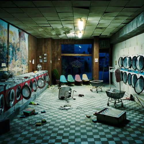 baf02414_lorinix_laundromat-at-night